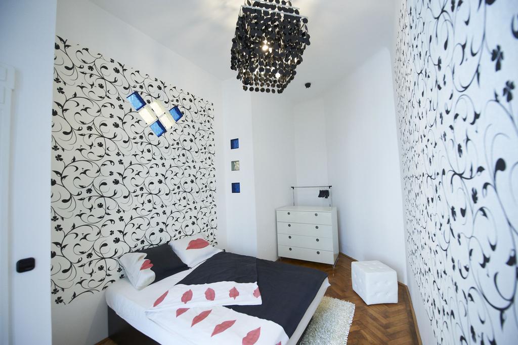 Pearl Apartments Budapest Bagian luar foto