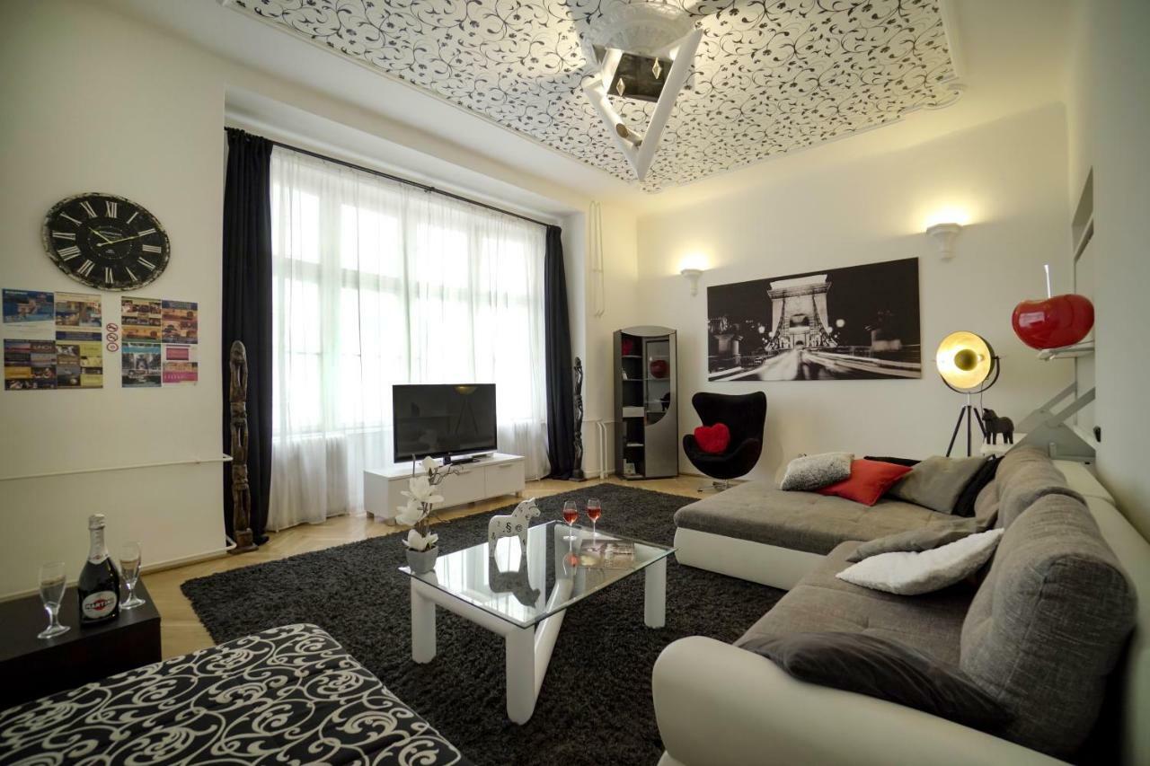 Pearl Apartments Budapest Bagian luar foto